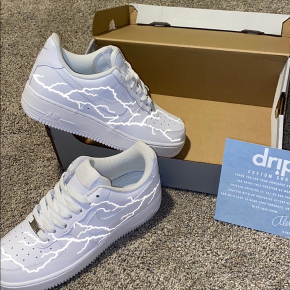 nike air force with lightning